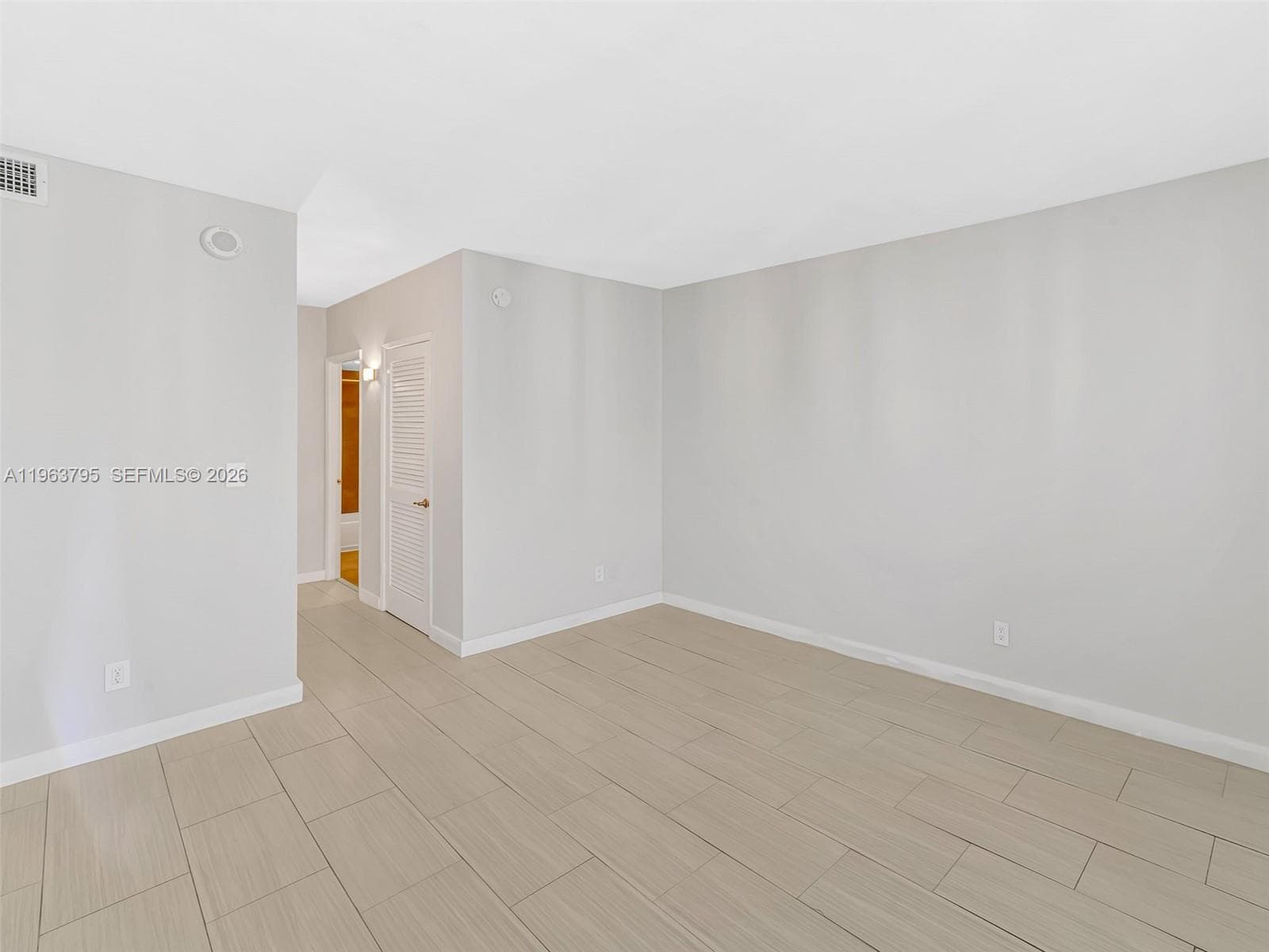 OCEANVIEW BUILDING B COND · #1005 in Sunny Isles Beach - Photo 7