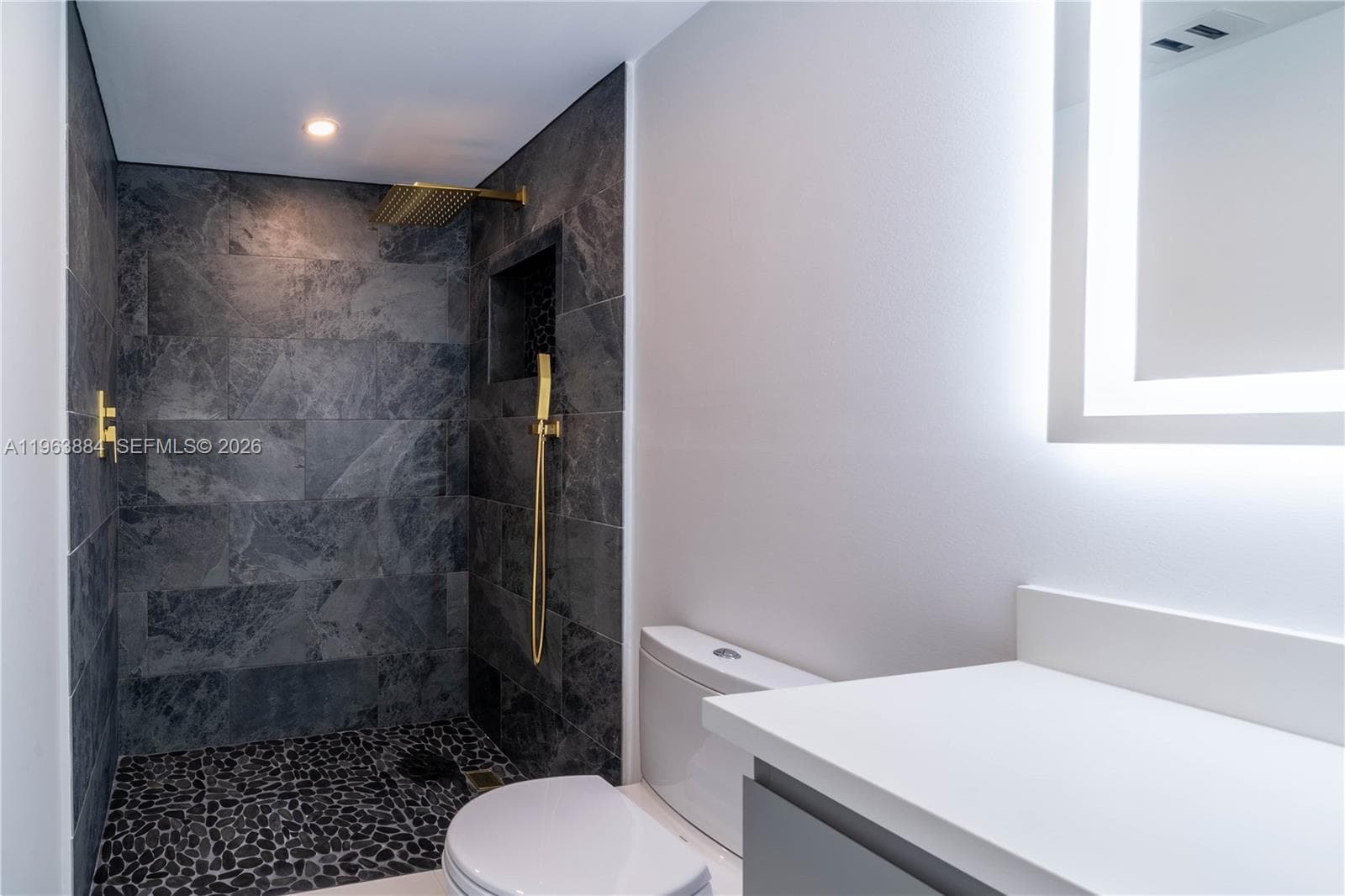 OCEANVIEW BUILDING B COND · #1105 in Sunny Isles Beach - Photo 22