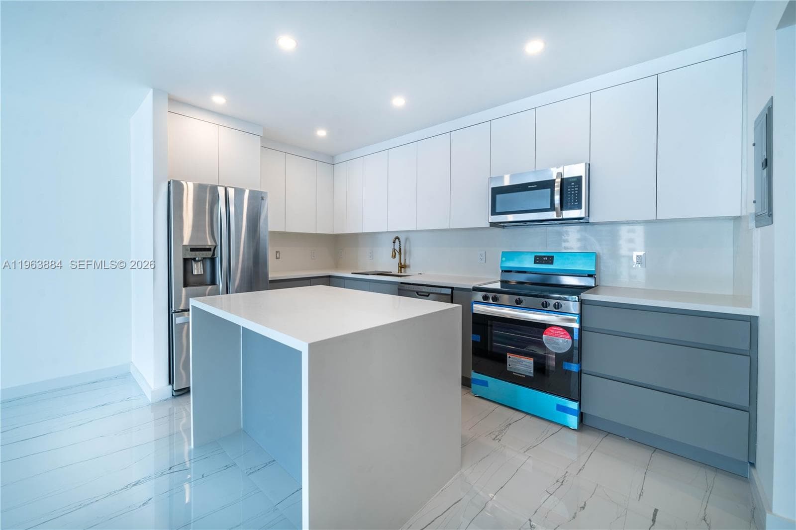 OCEANVIEW BUILDING B COND · #1105 in Sunny Isles Beach - Photo 5