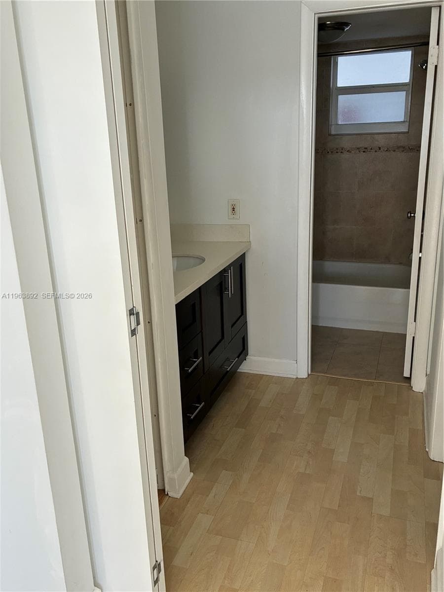BAYVIEW POINT NORTH CONDO · #308 in North Miami Beach - Photo 12