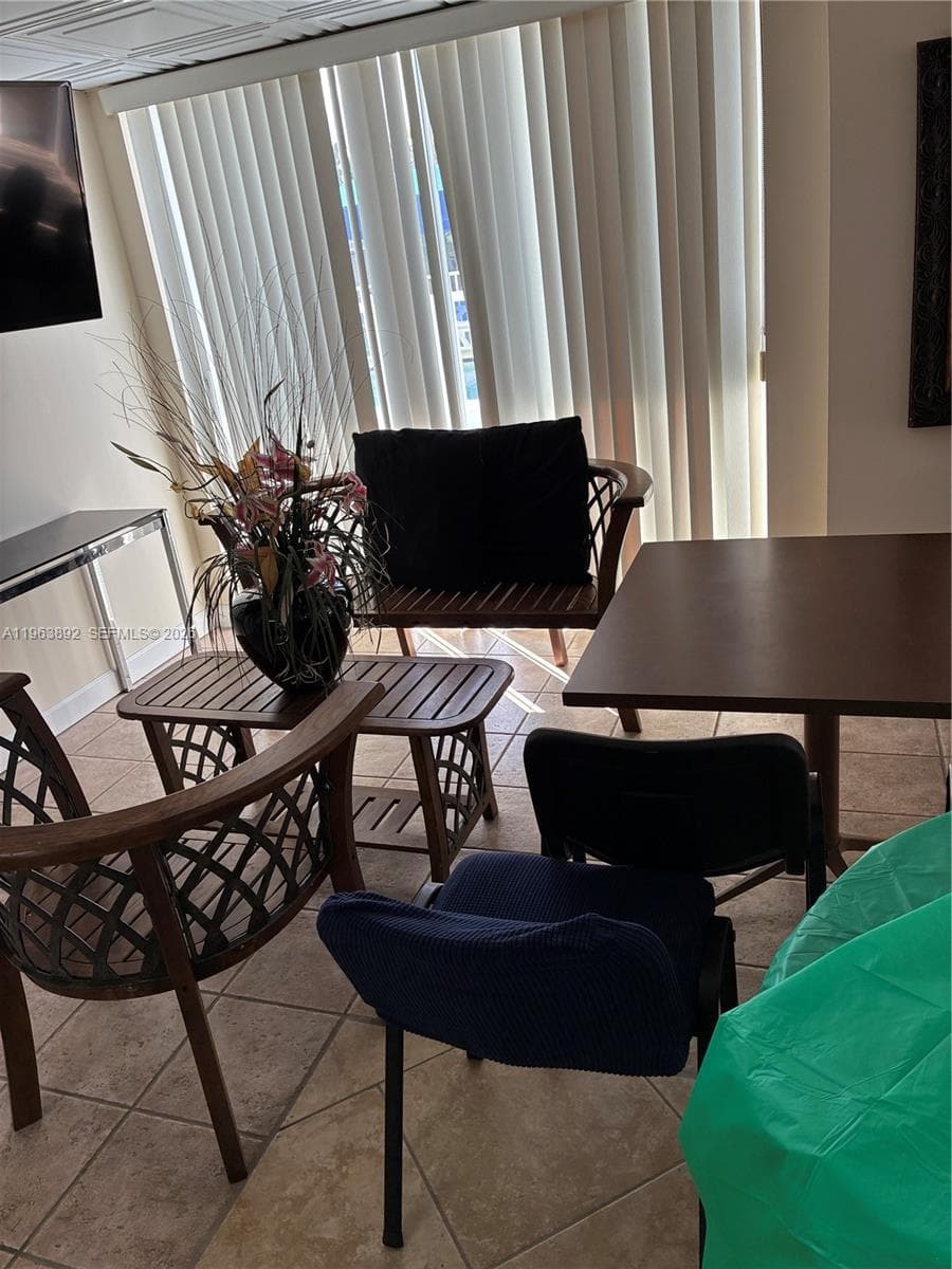 BAYVIEW POINT NORTH CONDO · #308 in North Miami Beach - Photo 7