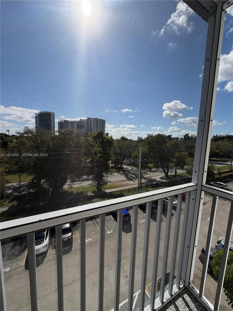 WOODSIDE APTS CONDO · #A 526 in North Miami Beach - Photo 9