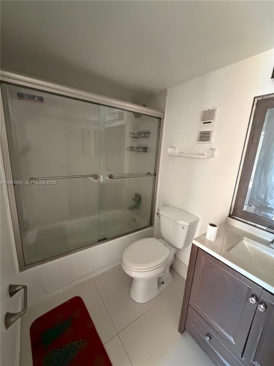 WOODSIDE APTS CONDO · #A 526 in North Miami Beach - Photo 8