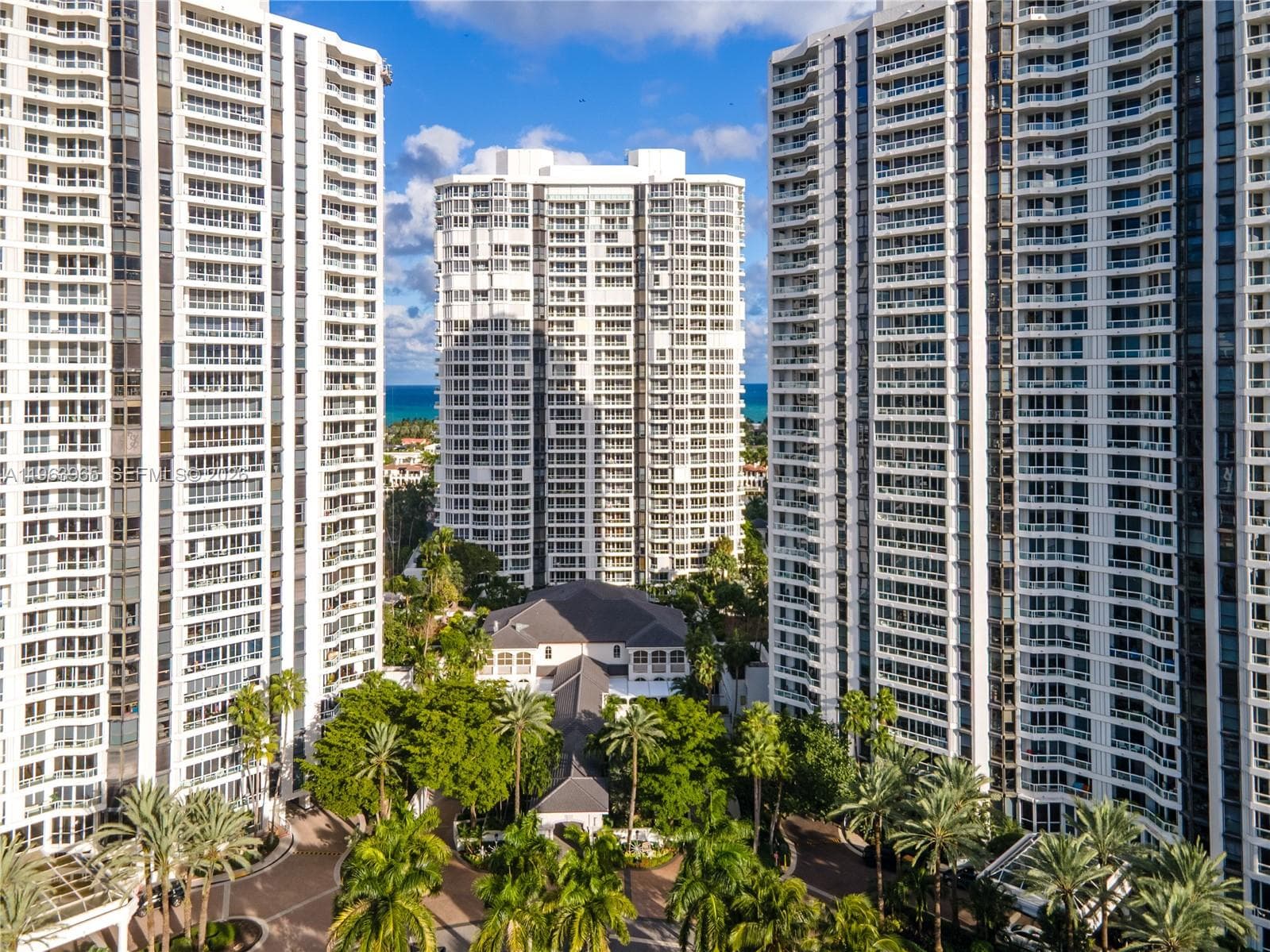 NORTH TOWER AT THE POINT · #304 in Aventura - Photo 36