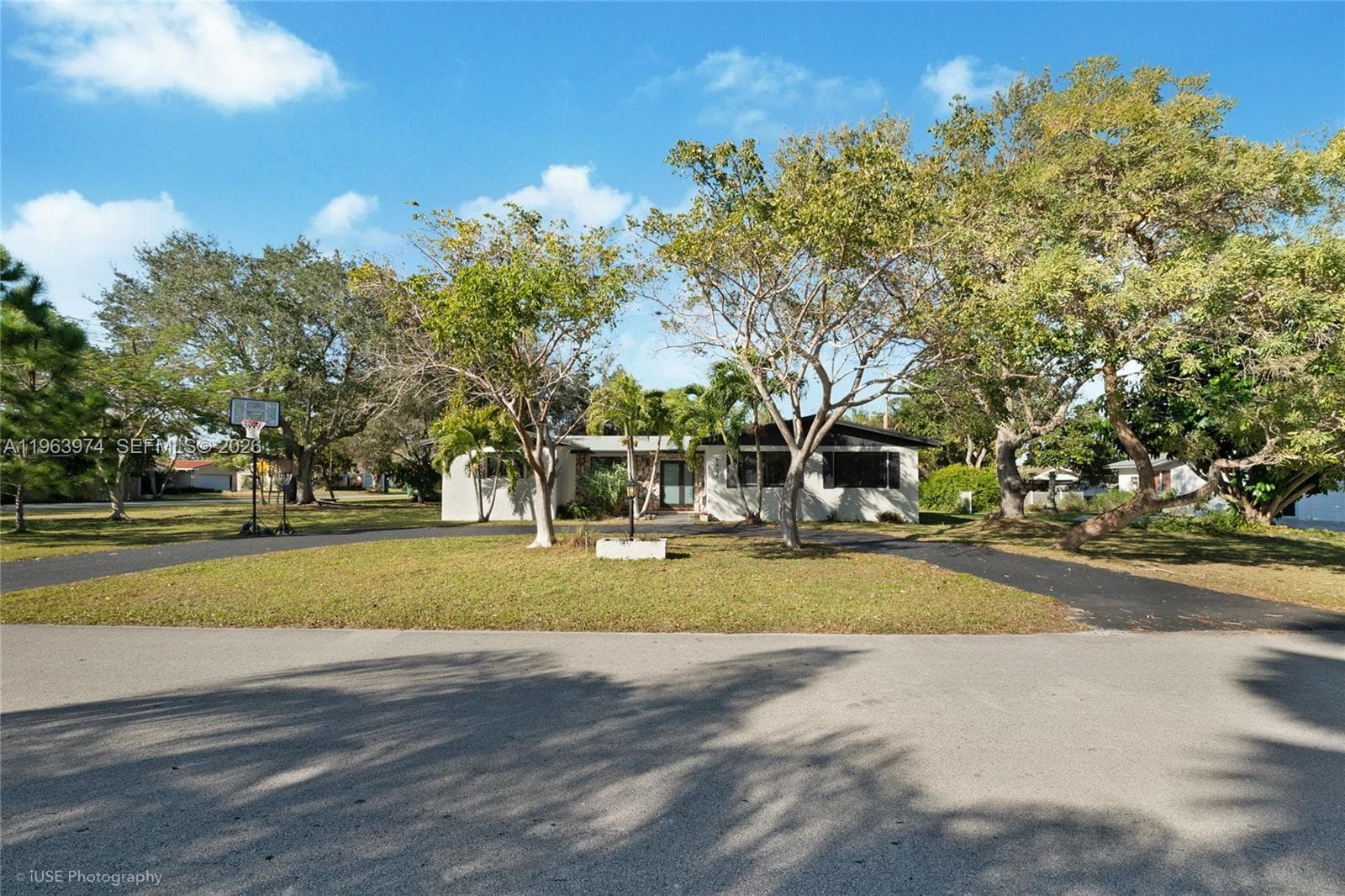 8425 SW 174th St photo 32