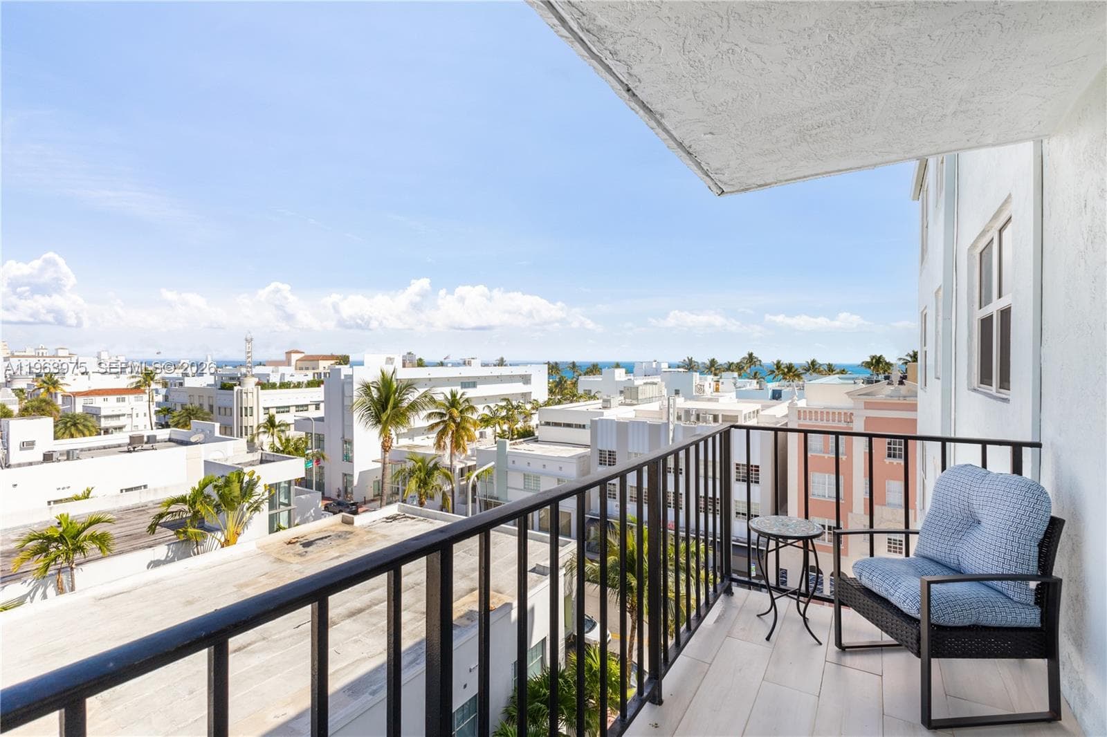 Collins Tower Condos · #704 in Miami Beach - Photo 6