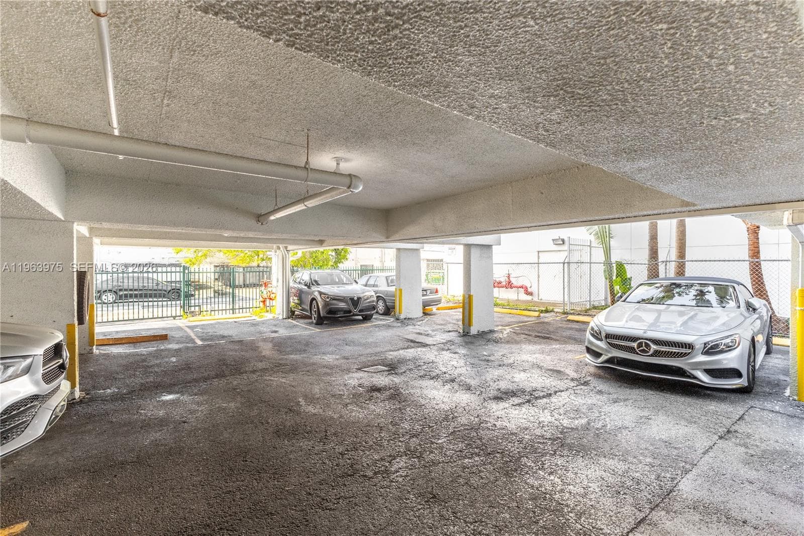 Collins Tower Condos · #704 in Miami Beach - Photo 37