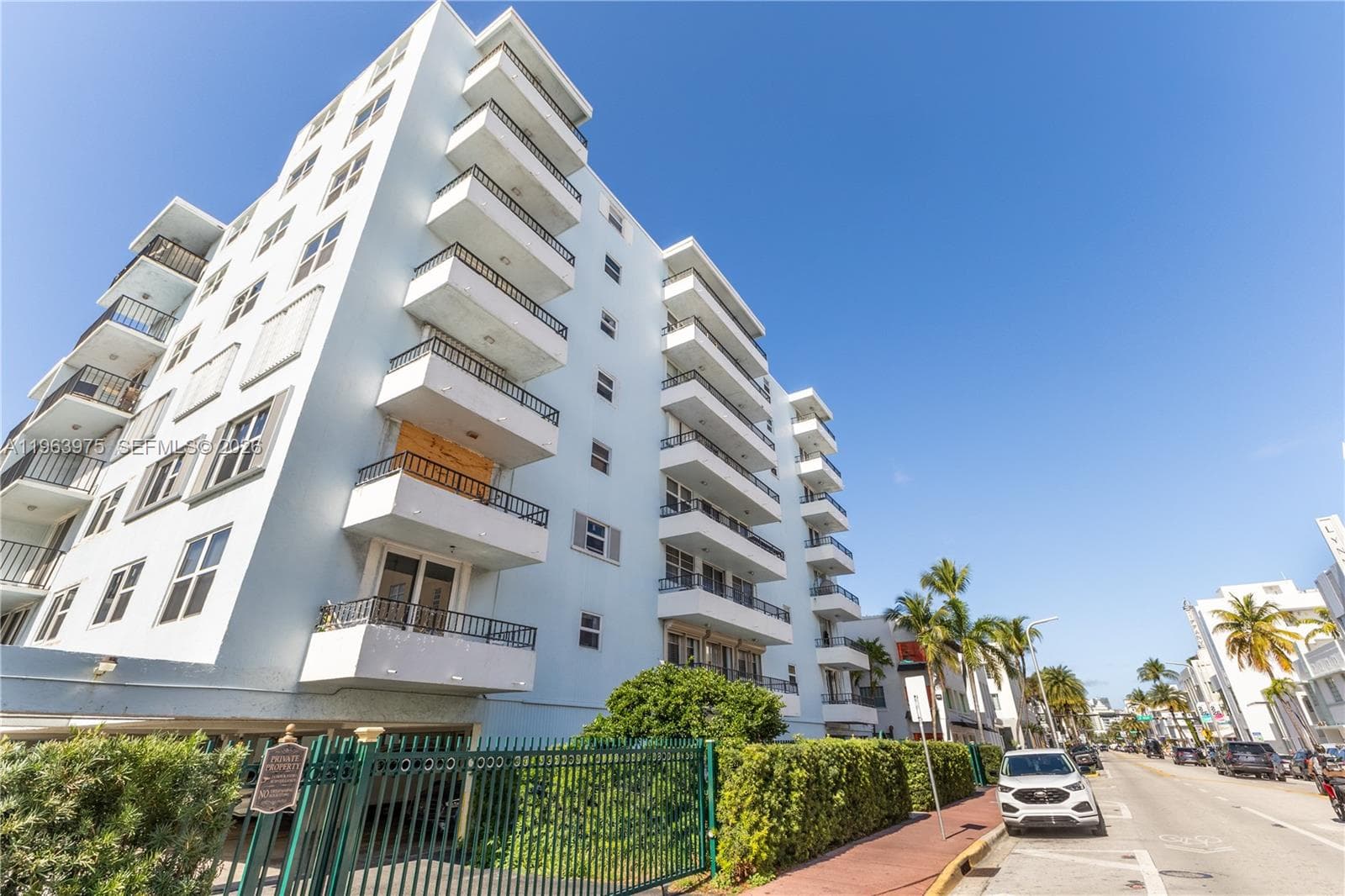 Collins Tower Condos · #704 in Miami Beach - Photo 39