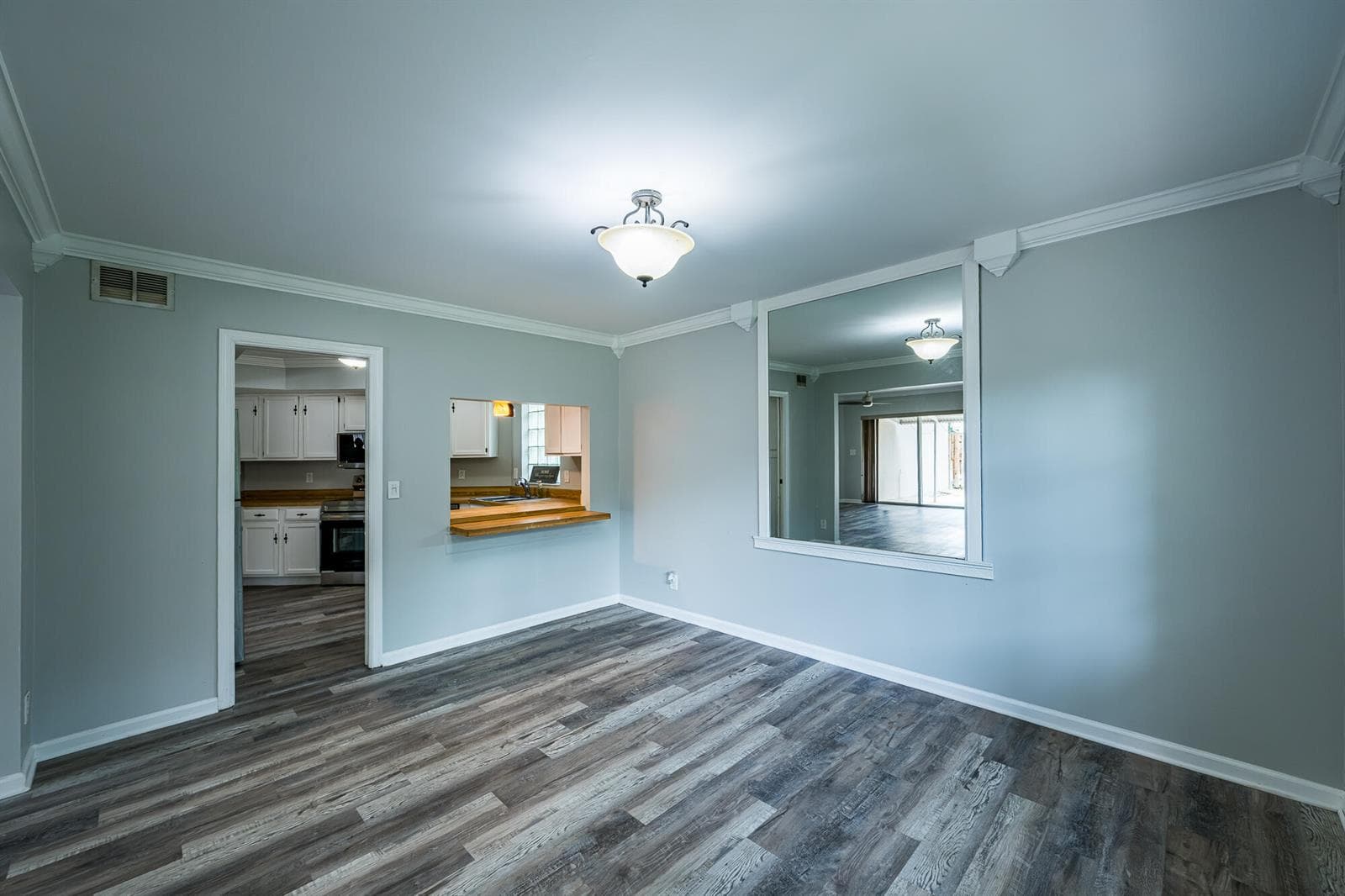Huge dining area