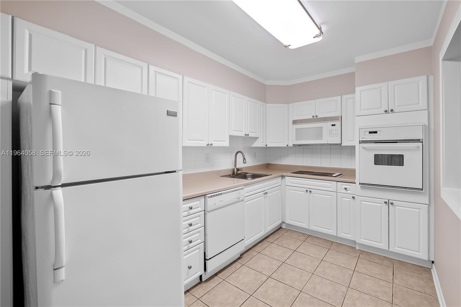 OceanView B Condominium · #1107 in Sunny Isles Beach - Photo 5