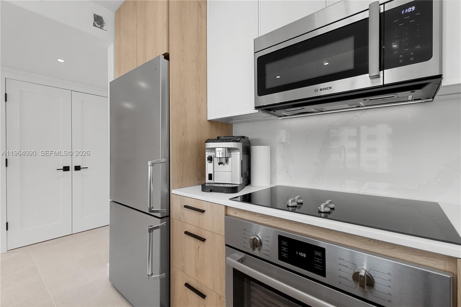 OCEAN POINT CONDO · #321 in Miami Beach - Photo 15