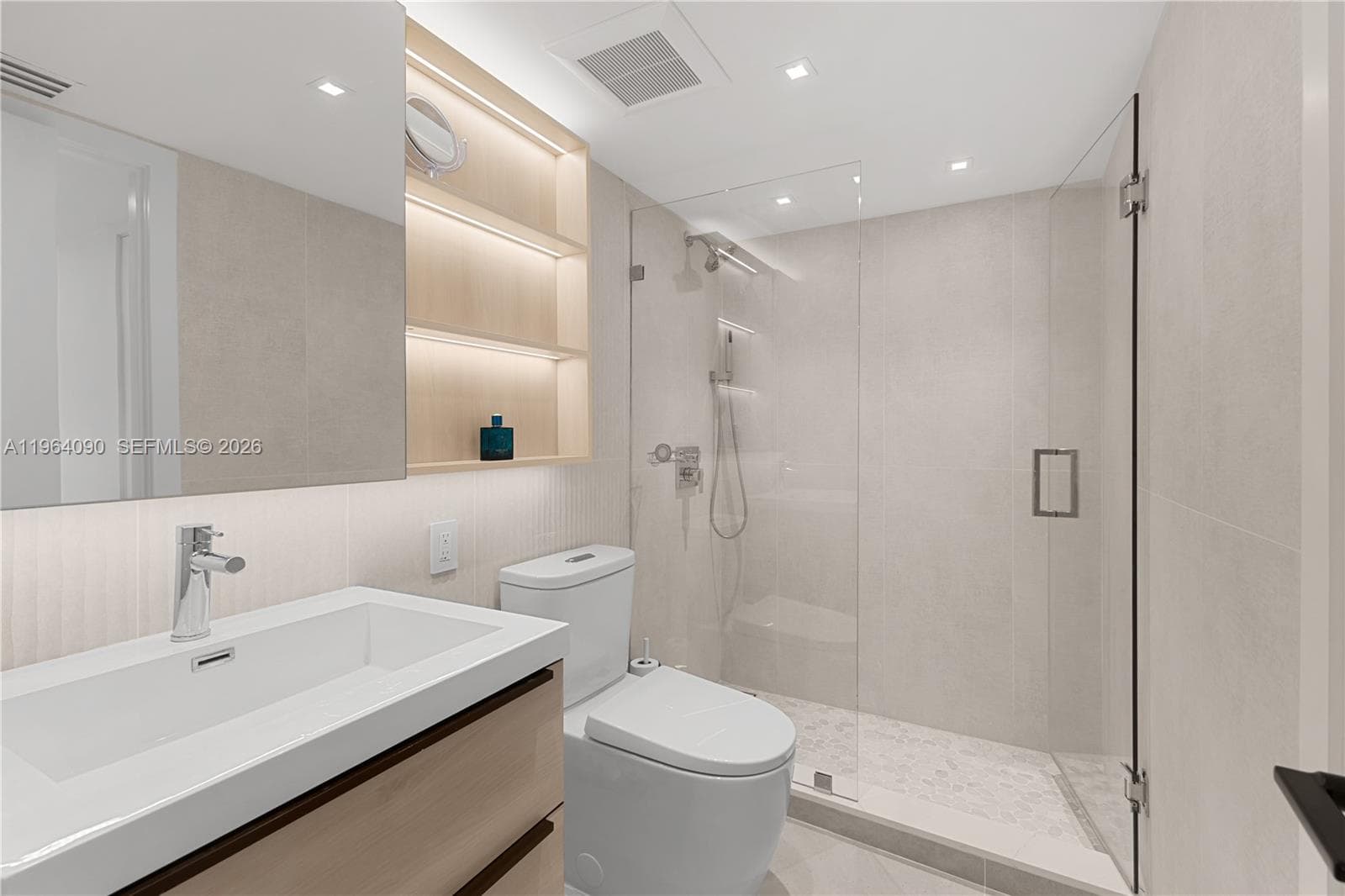 OCEAN POINT CONDO · #321 in Miami Beach - Photo 4