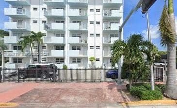 801 MERIDIAN AVE CONDO · #3B in Miami Beach - Photo 2