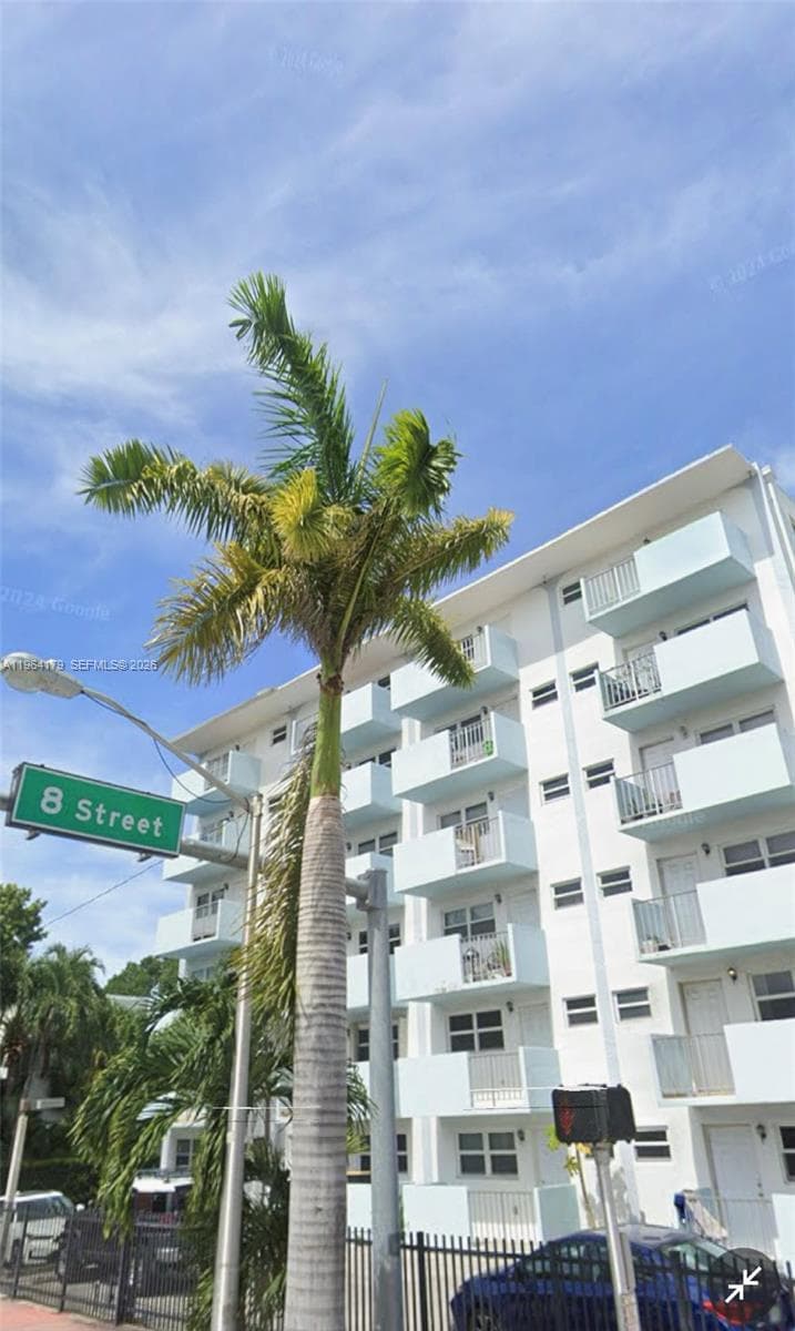 801 MERIDIAN AVE CONDO · #3B in Miami Beach - Photo 3