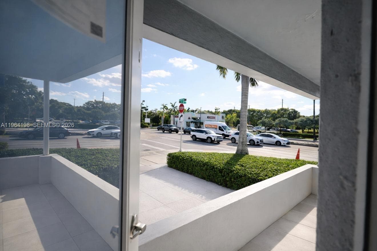 BAYSHORE PLAZA UNIT NO 2 · #101 in Miami - Photo 6