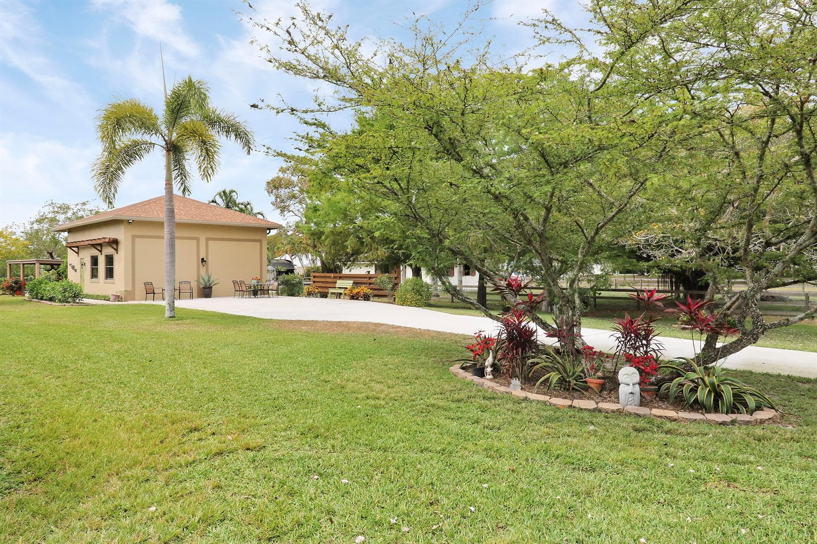 10735 Lantana Road 2