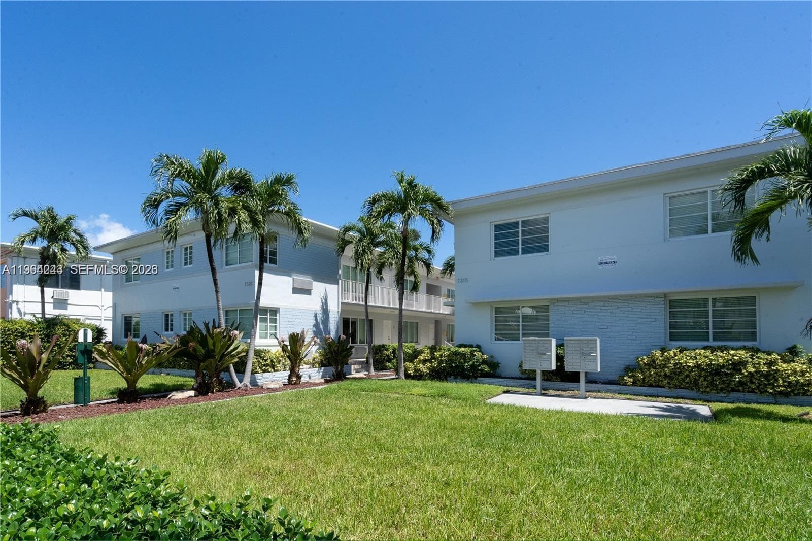 AQUAMARINA CONDO · #9 in Miami Beach - Photo 12