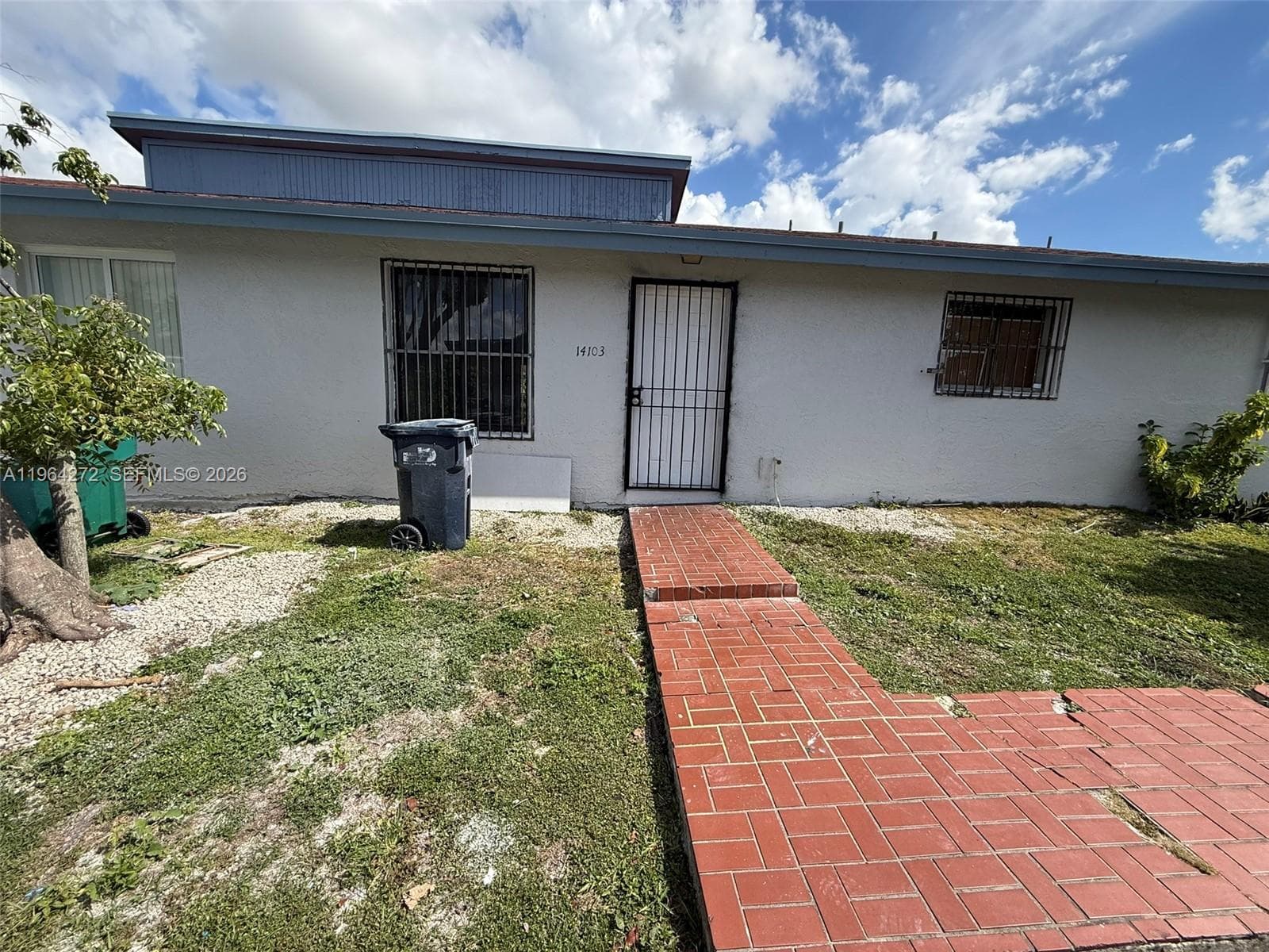 14103 SW 282nd St photo 1