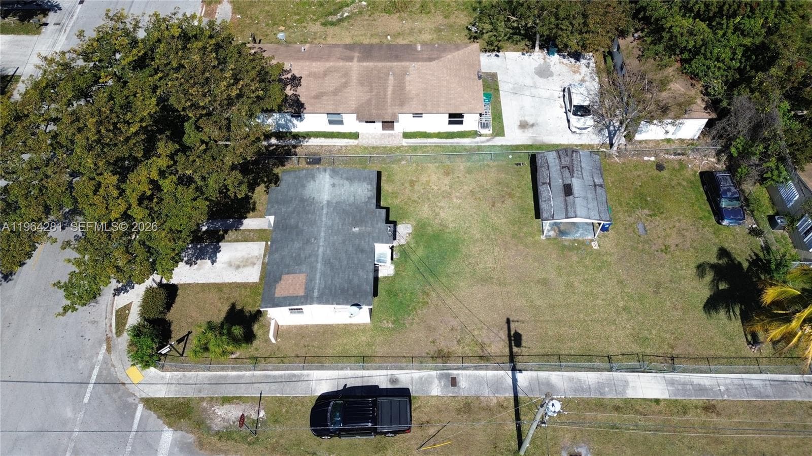 17645 SW 104th Ave photo 9