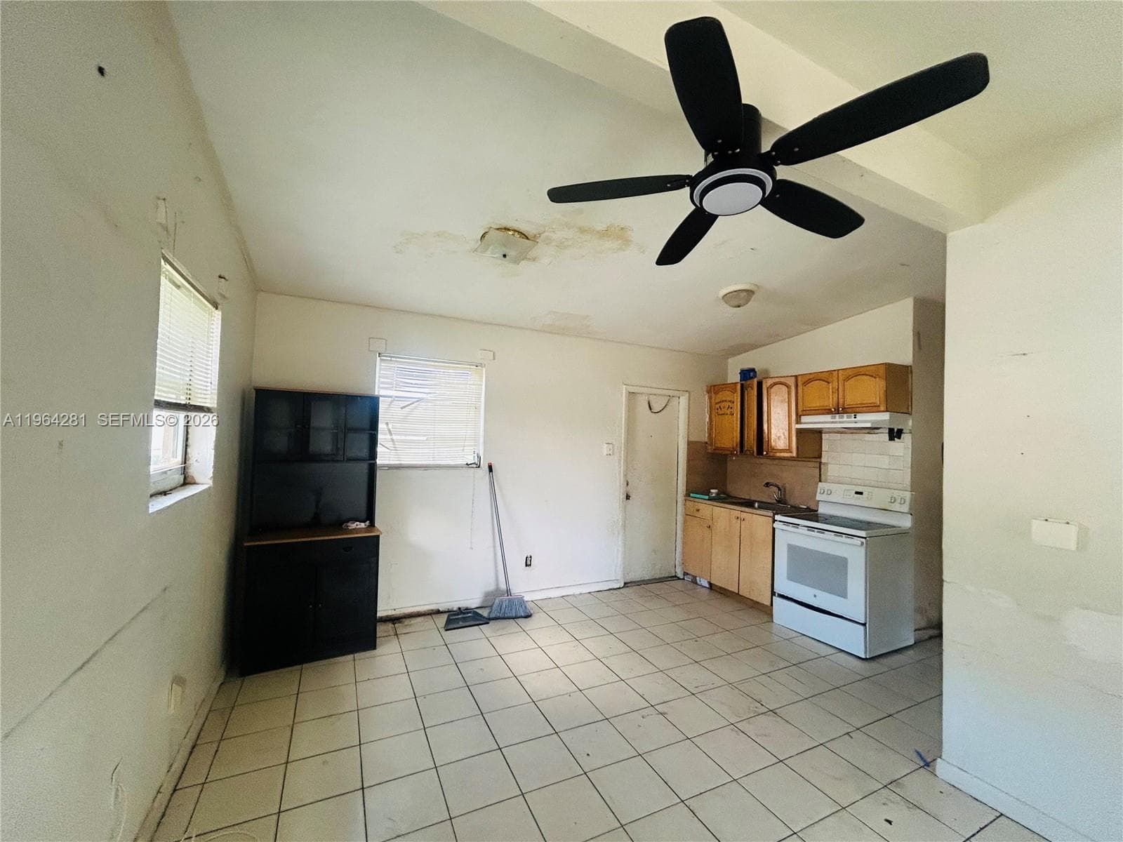 17645 SW 104th Ave photo 4