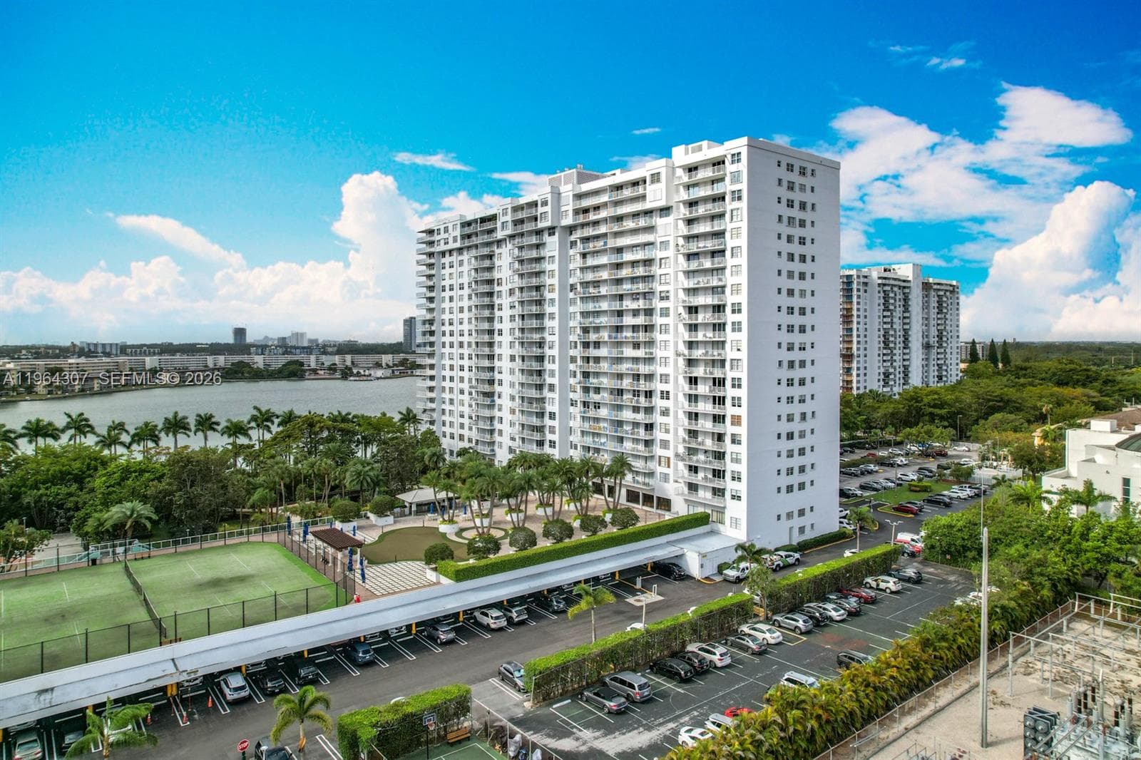 ADMIRALS PORT · #1504W in Aventura - Photo 52