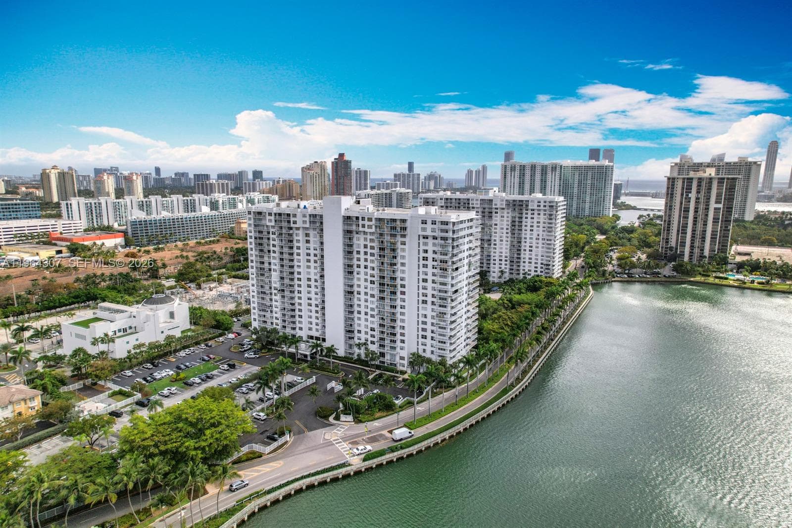 ADMIRALS PORT · #1504W in Aventura - Photo 4