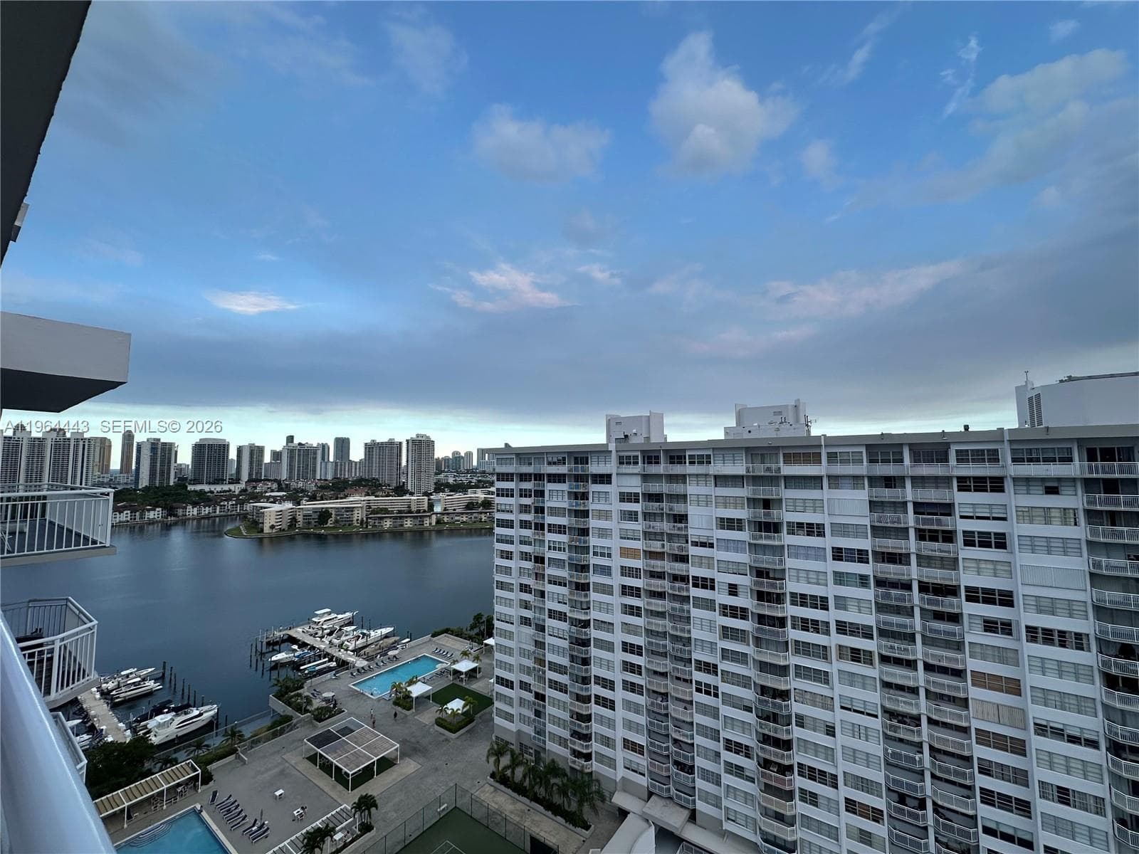 DEL PRADO · #PH05 in Aventura - Photo 1