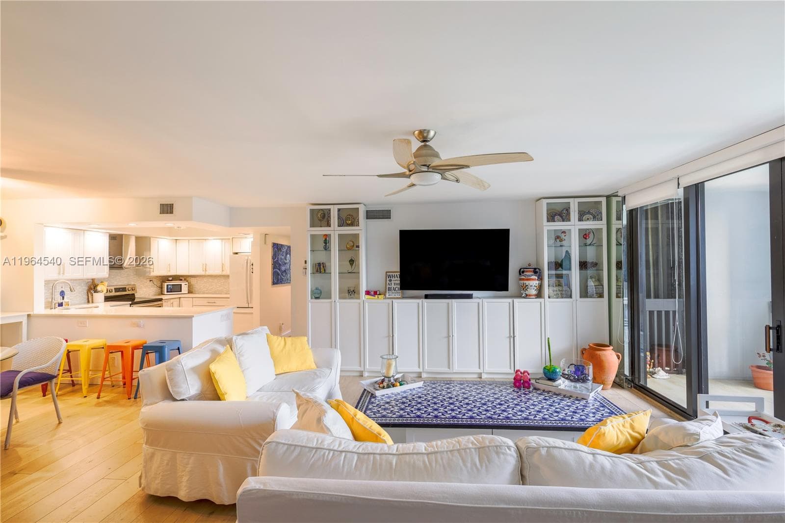 North Beach Condo · #304 in Hollywood - Photo 8