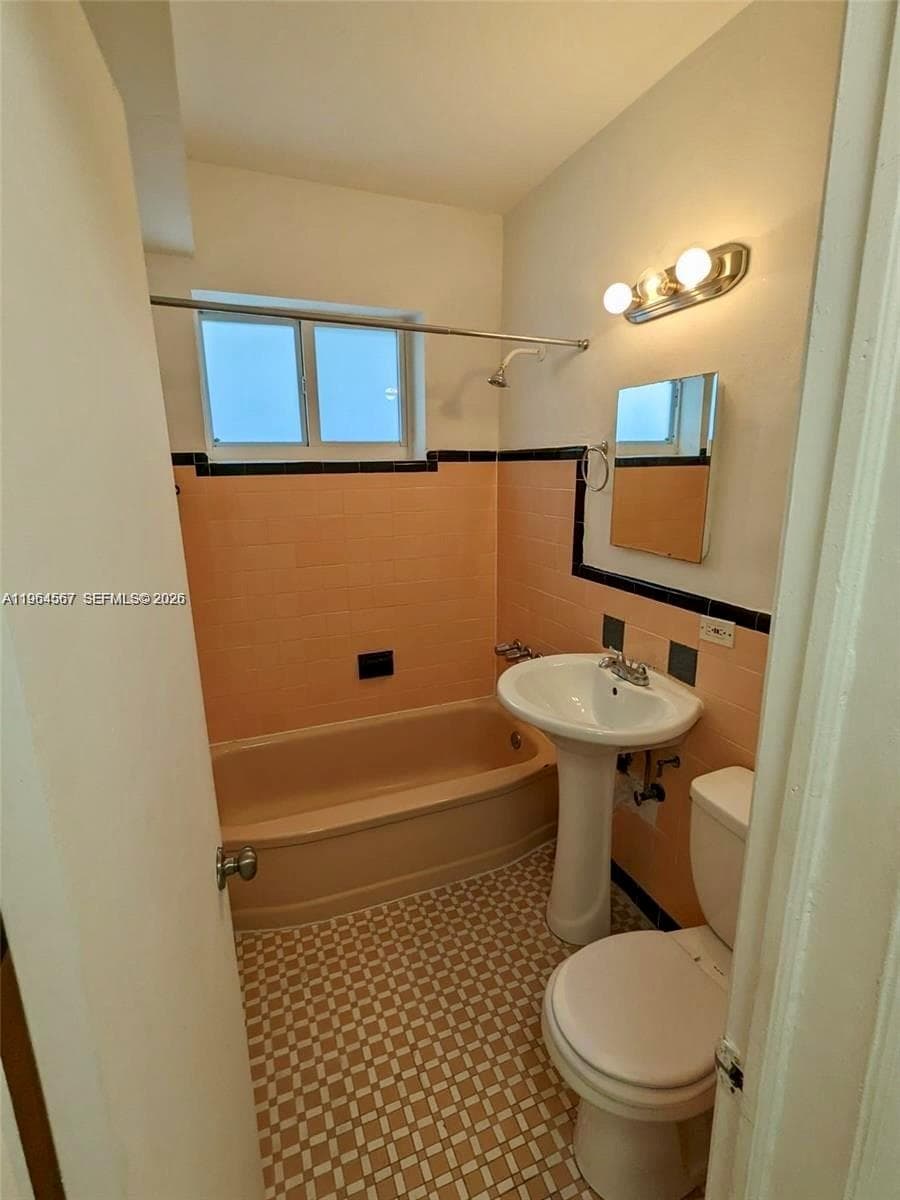 KRENWAL CORP CO-OP · #4B in Miami Beach - Photo 5