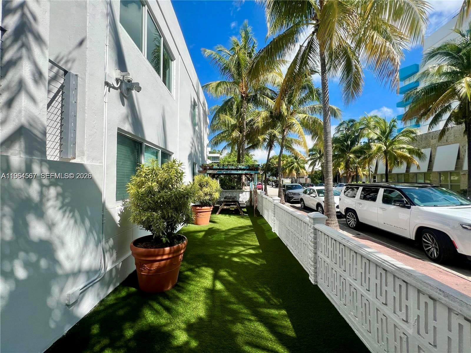 KRENWAL CORP CO-OP · #4B in Miami Beach - Photo 8