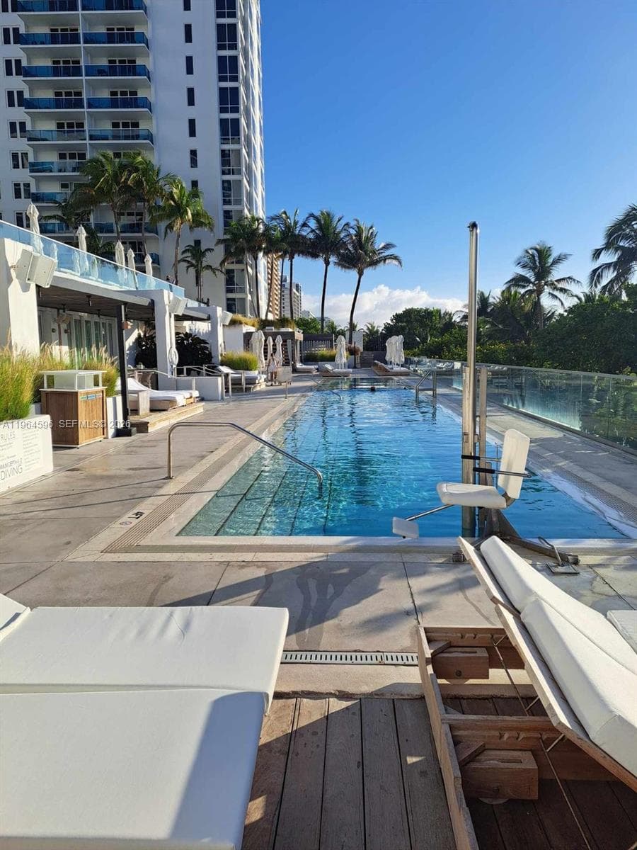 Roney Palace · #504 in Miami Beach - Photo 27