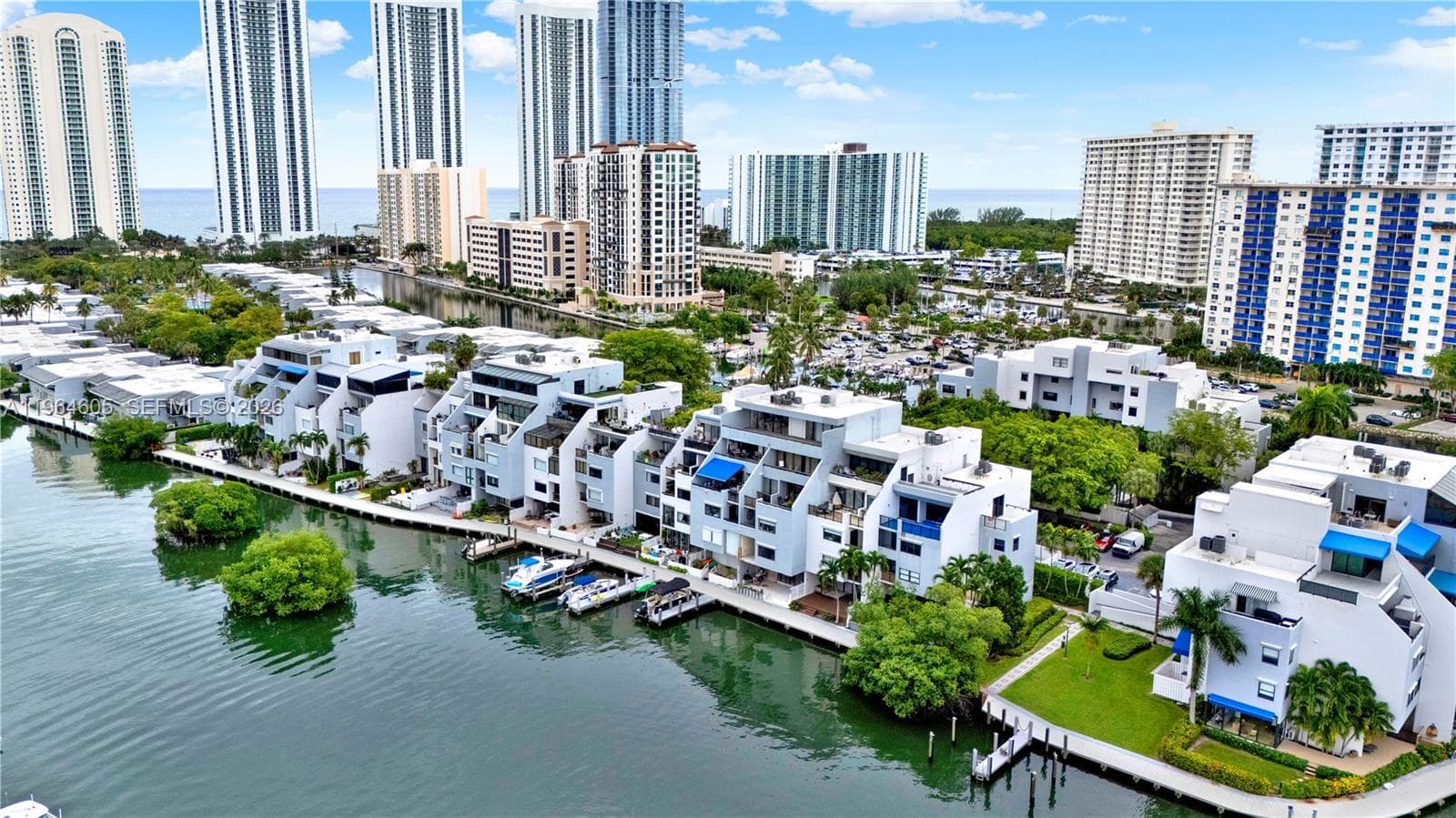 POINCIANA IS YT & RCQ CLU · #1230 in Sunny Isles Beach - Photo 40