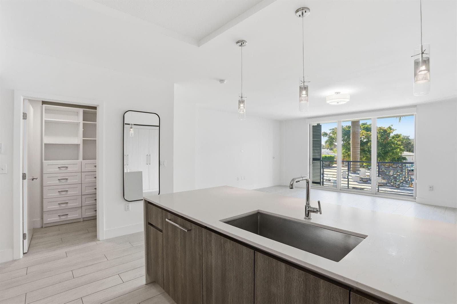 Kitchen sink