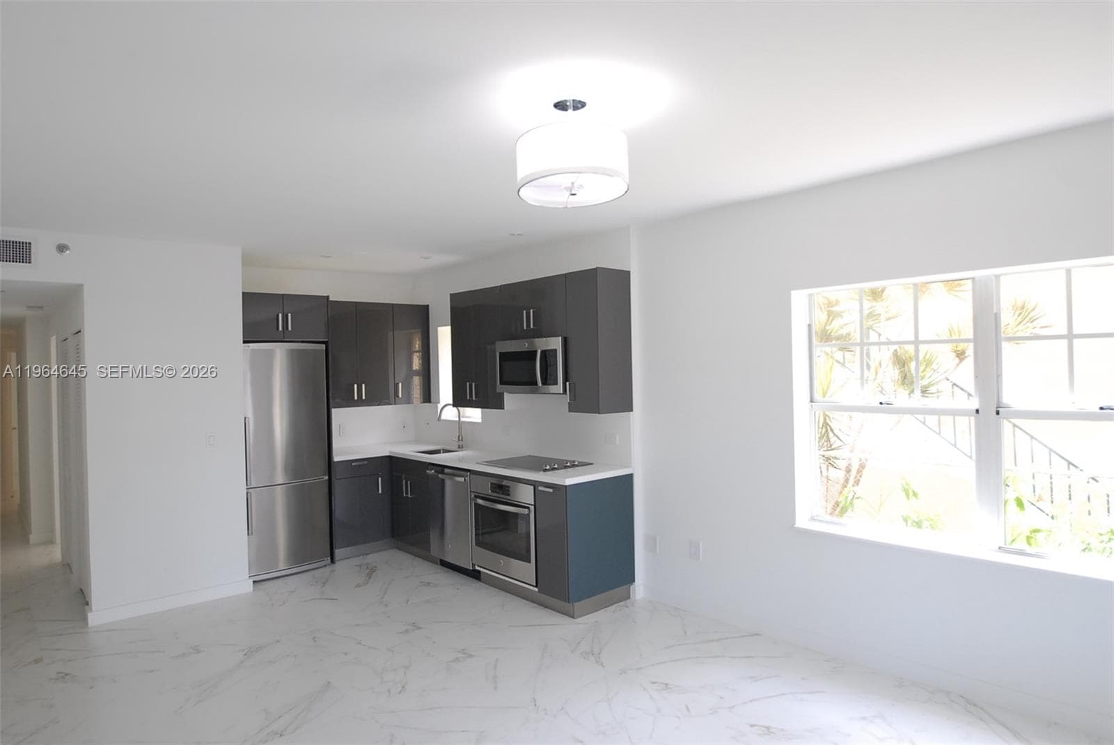 THE ROOSEVELT CONDO · #101 in Miami Beach - Photo 2