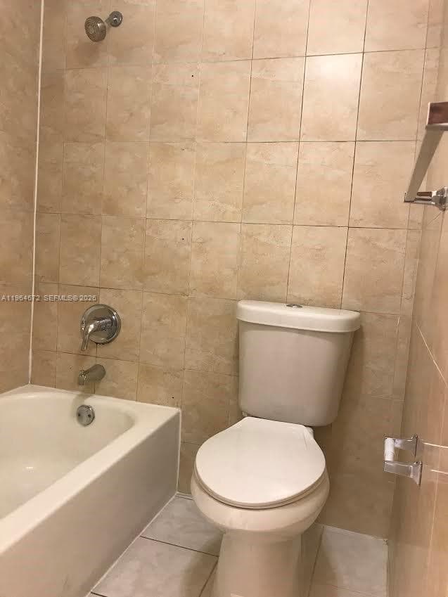 PLAZA OF AMERICAS CONDO P · #816 in Sunny Isles Beach - Photo 14
