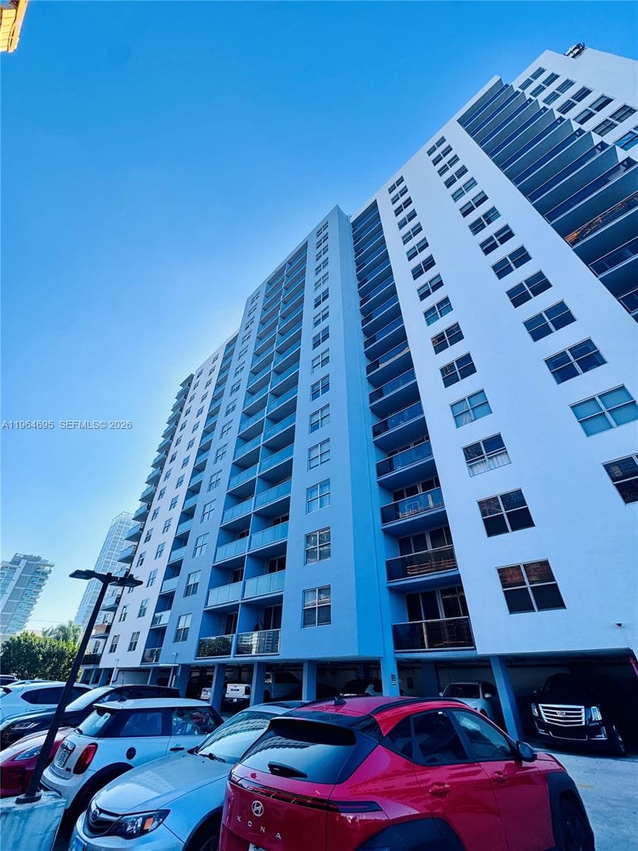 401 Blu · #607 in Miami Beach - Photo 86