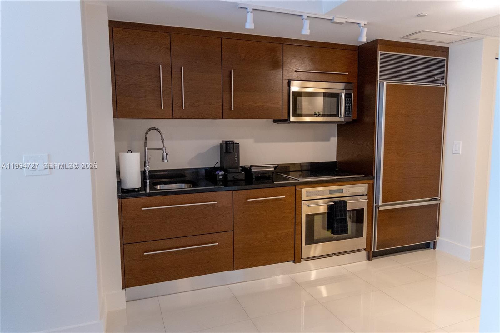 Icon Brickell I · #3510 in Miami - Photo 7