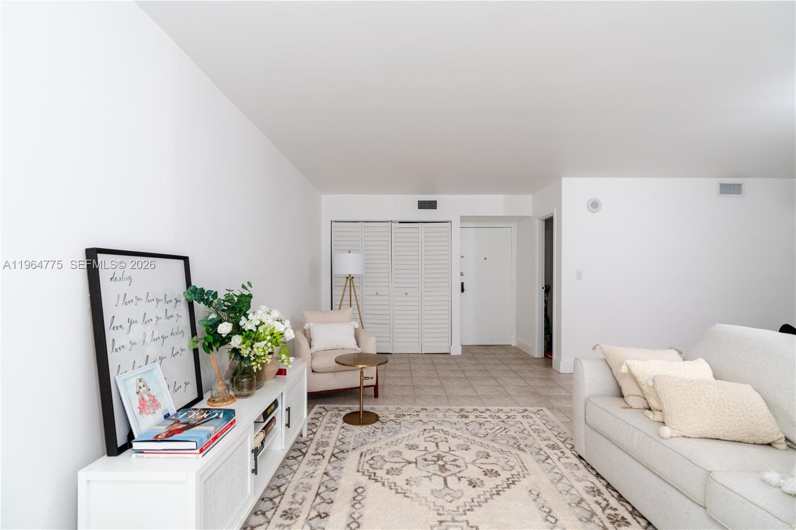 PLAZA OF AMERICAS CONDO · #526 in Sunny Isles Beach - Photo 6