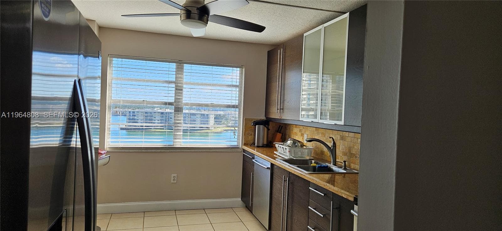 ADMIRALS PORT · #817E in Aventura - Photo 12