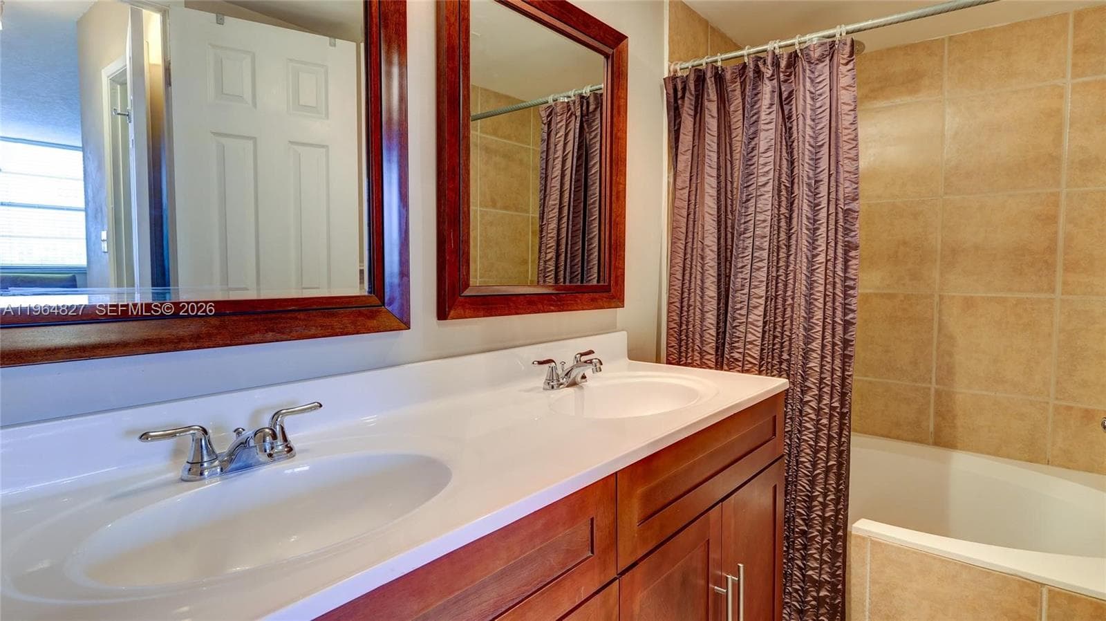 ADMIRALS PORT CONDO WEST · #817E in Aventura - Photo 15