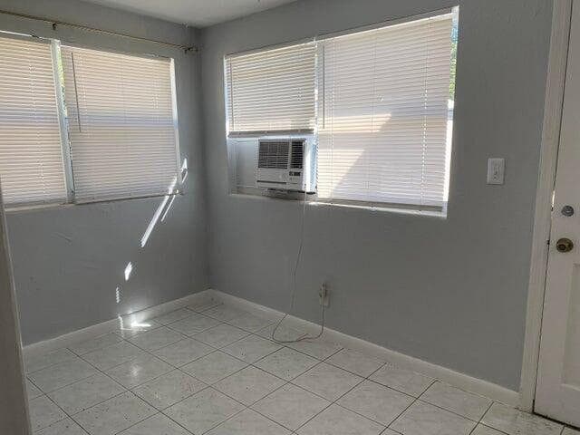 2nd bedroom 520 52st