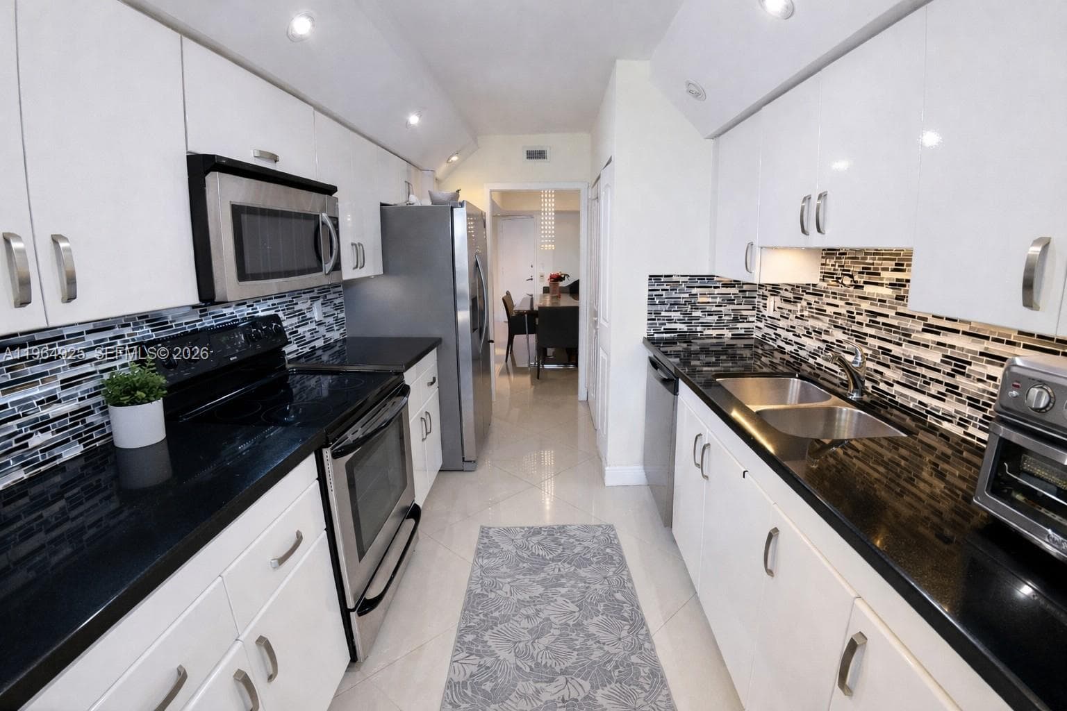 Turnberry Isle · #20G in Aventura - Photo 10
