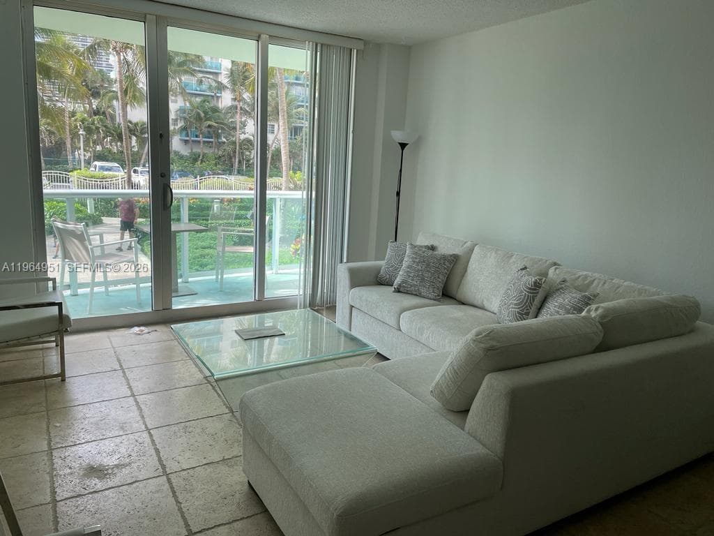 TIDES ON HOLLYWOOD BEACH · #1J in Hollywood - Photo 5