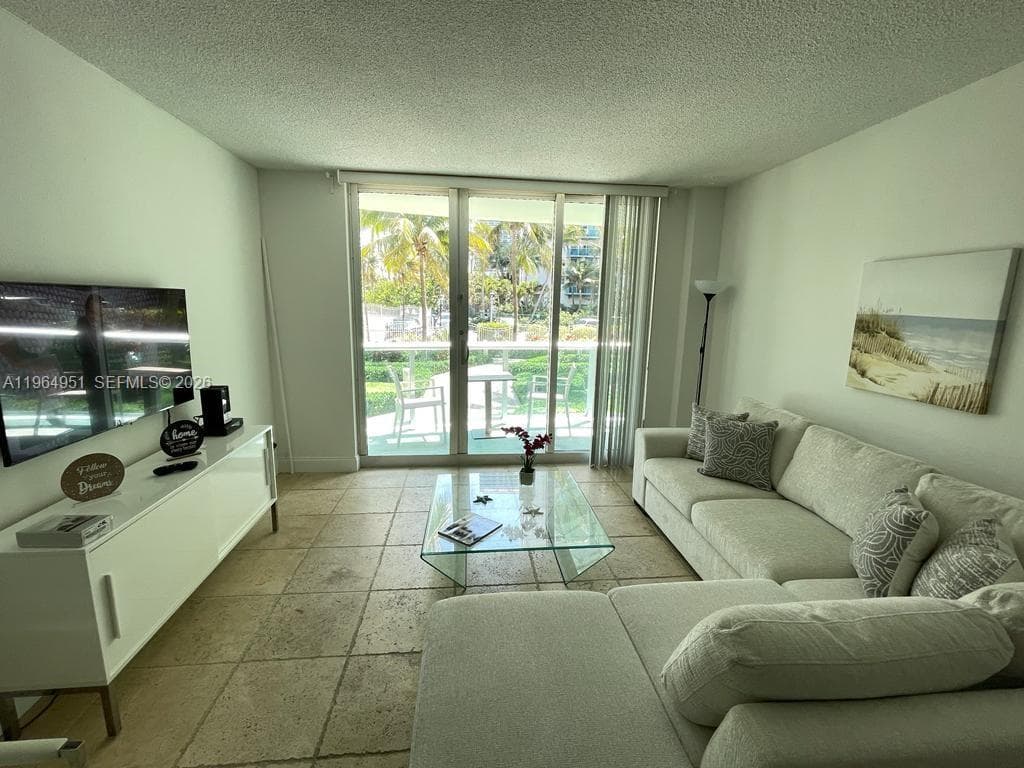 TIDES ON HOLLYWOOD BEACH · #1J in Hollywood - Photo 4
