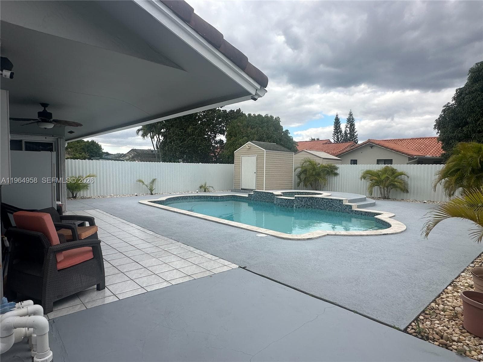14759 SW 82nd St photo 3