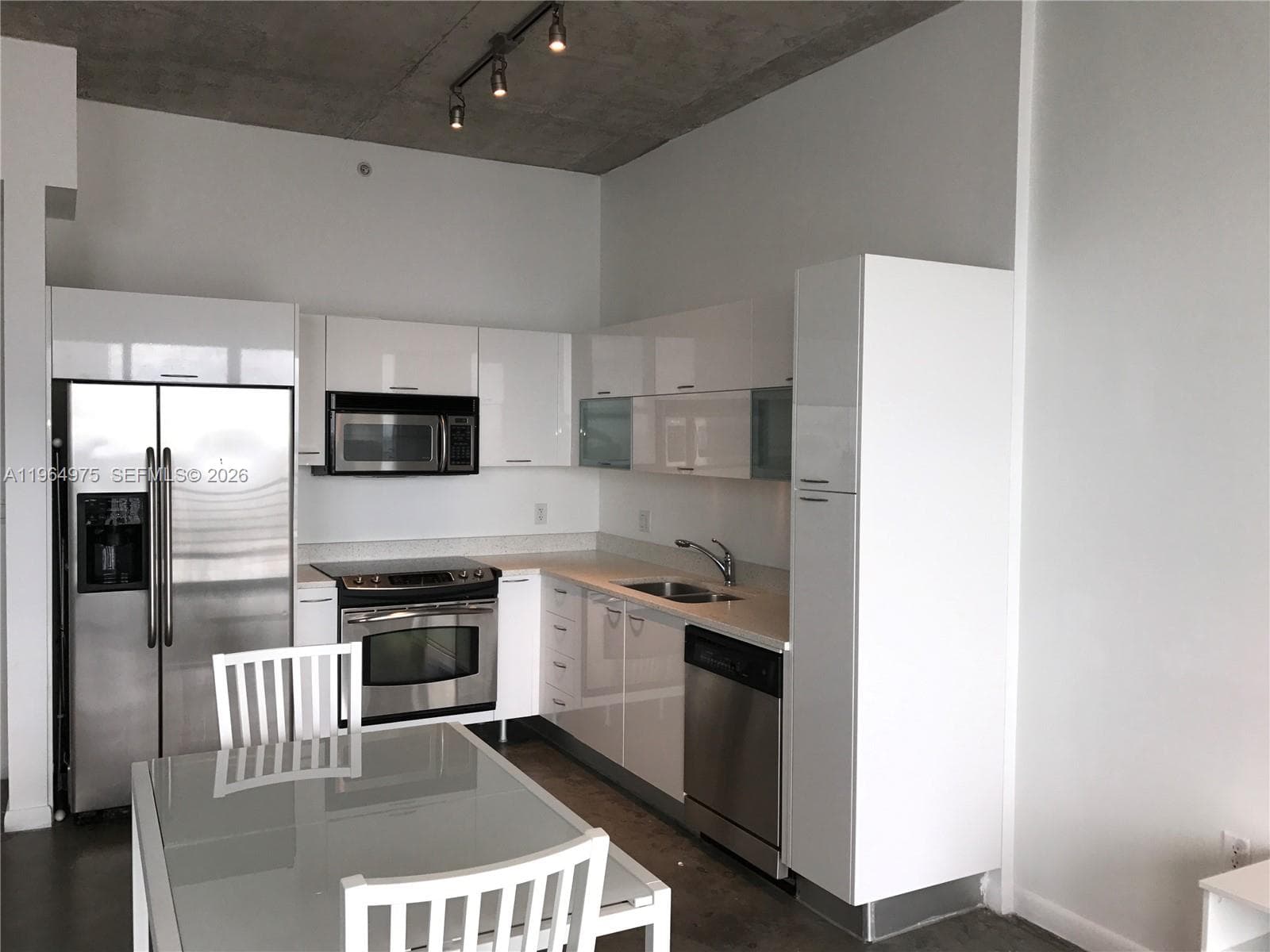 Loft Downtown II · #3117 in Miami - Photo 9
