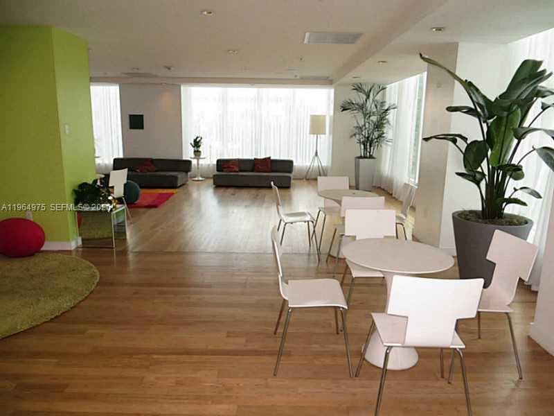 Social Room
