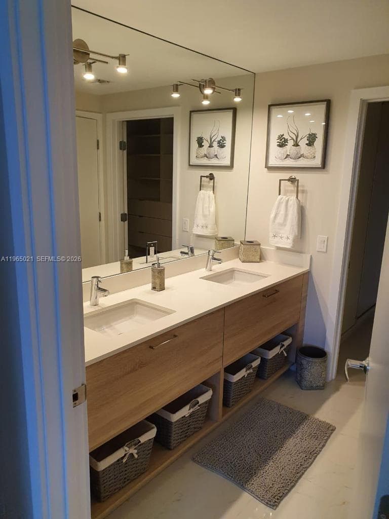 THE HARBOUR NORTH CONDO · #507 in North Miami Beach - Photo 20