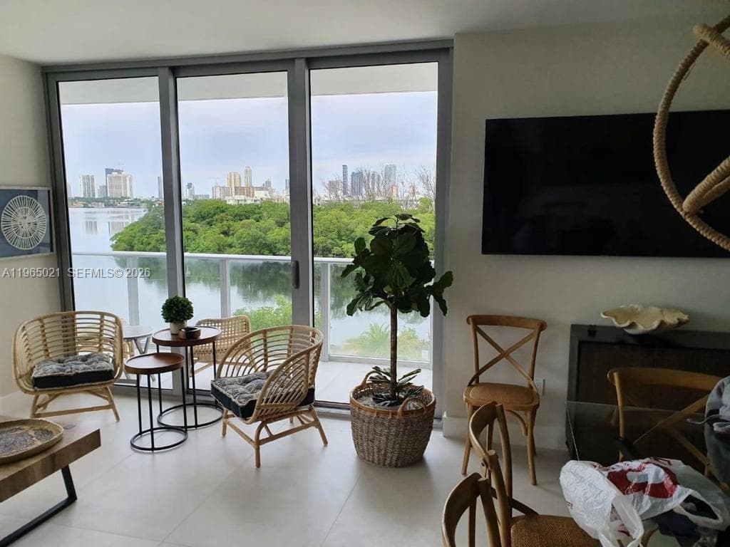 THE HARBOUR NORTH CONDO · #507 in North Miami Beach - Photo 10
