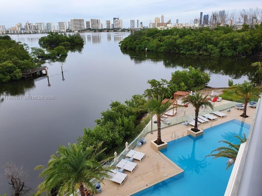 THE HARBOUR NORTH CONDO · #507 in North Miami Beach - Photo 15